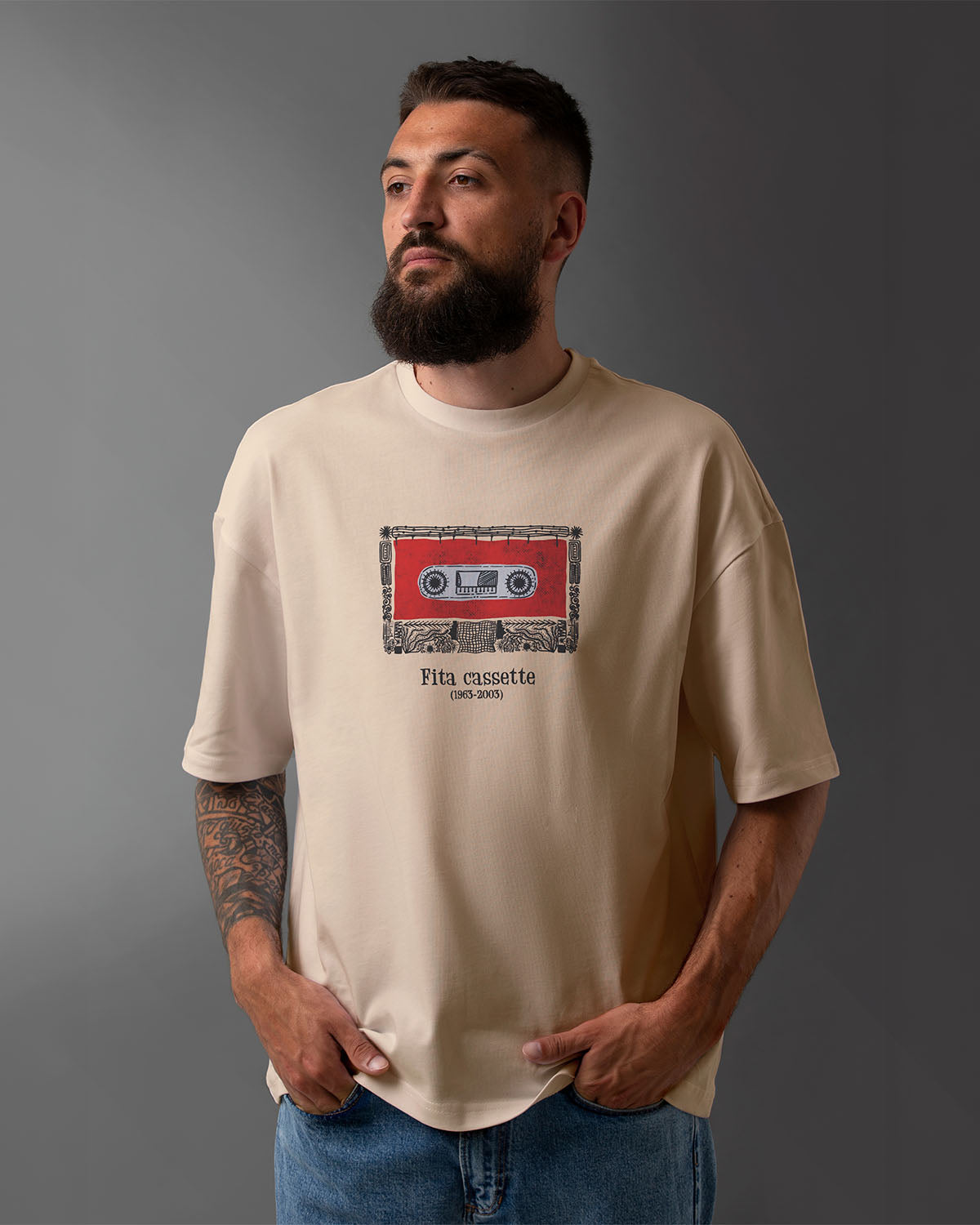 Fita Cassete Oversized T-Shirt